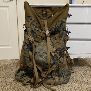 U.S. Marines large pack